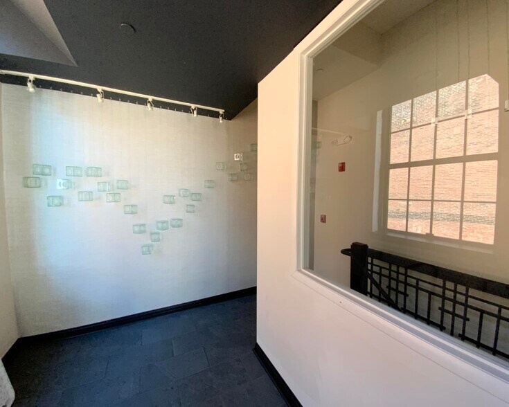 More Photos Of 2201 Locust St, Saint Louis Lodge Meeting Hall For Sale