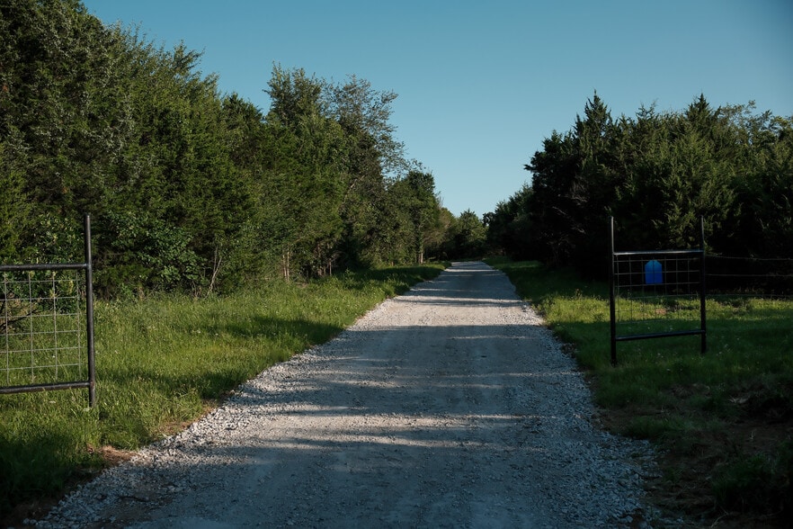 More Photos Of Gilcrease Expy @ 41st West Avenue, Tulsa Land For Sale