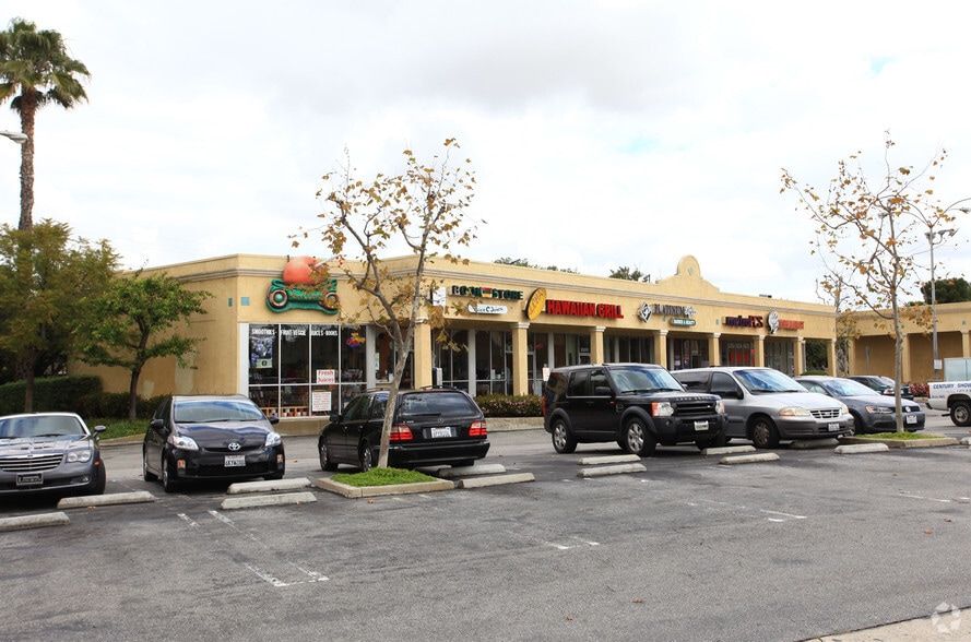 More Photos Of 20220-20240 Avalon Blvd, Carson Unknown For Lease