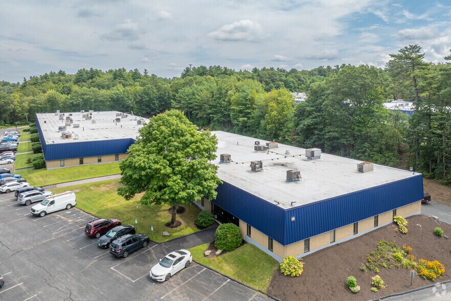 More Photos Of 25 South St, Hopkinton Research And Development For Lease