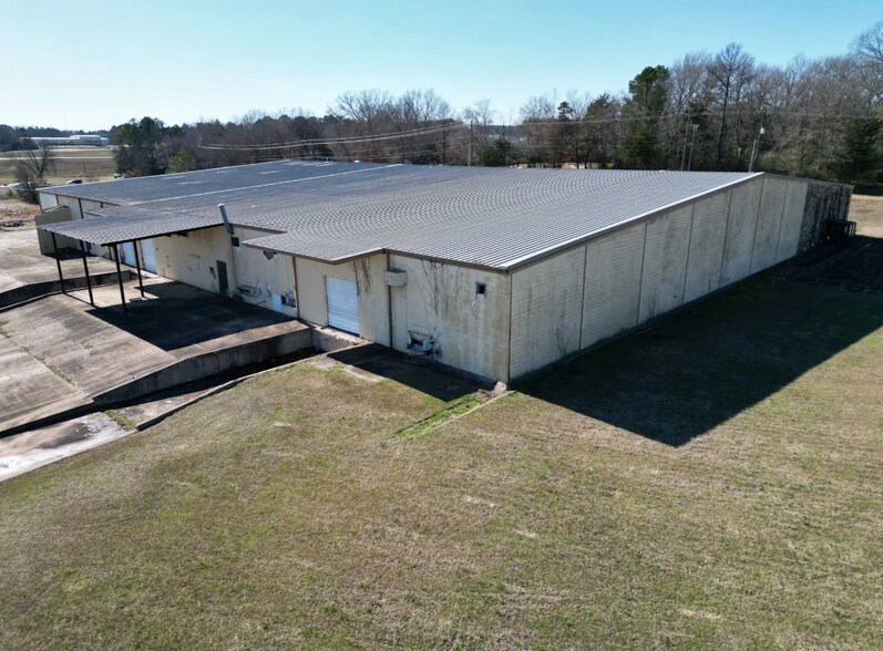 More Photos Of 9 Industrial Blvd, Winona Manufacturing For Sale