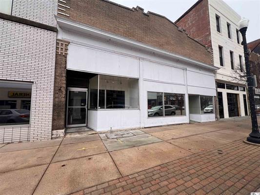 Primary Photo Of 607-611 Maine St, Quincy Storefront For Lease