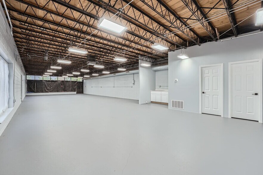 More Photos Of 2426-2428 S Federal Blvd, Denver Storefront Retail Office For Sale