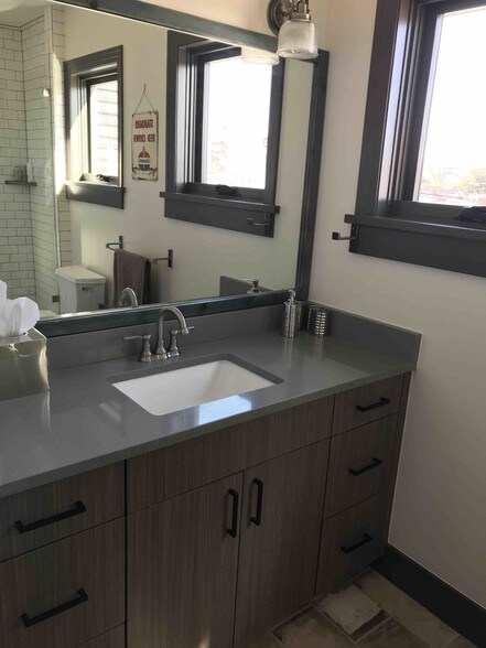 More Photos Of 320 Santa Fe Dr, Denver Office For Lease