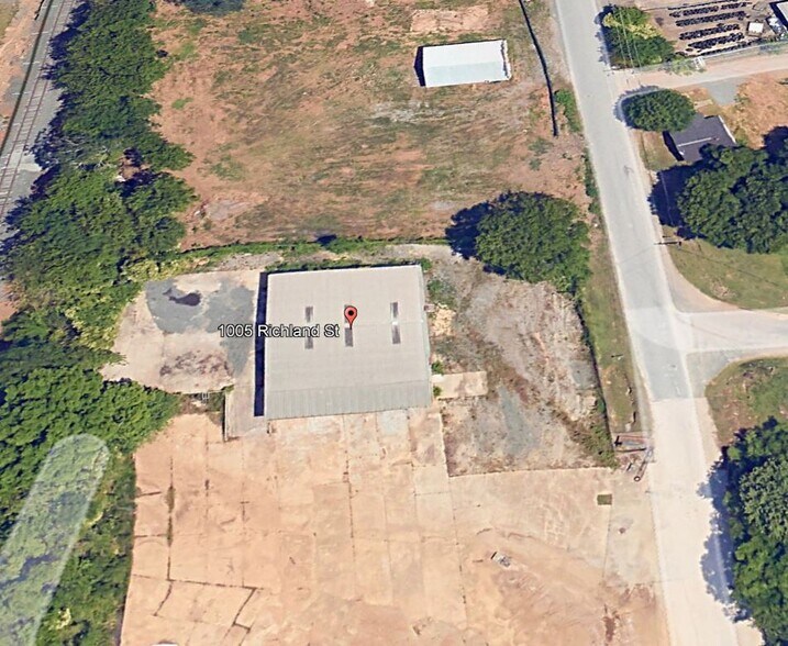 More Photos Of 1005 Richland St, Rock Hill Distribution For Sale