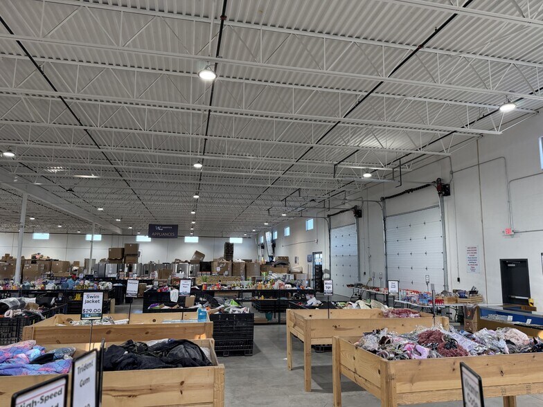 More Photos Of 2811 W O St, Lincoln Industrial For Sale