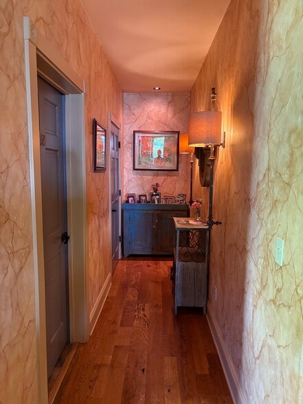 More Photos Of 1134 Washington St E, Lewisburg Restaurant For Sale