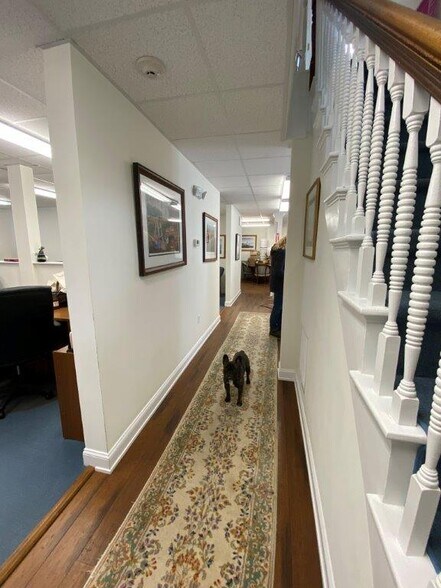 More Photos Of 1-13 Willow St, Yarmouth Port Unknown For Lease