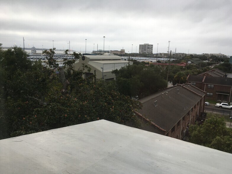 More Photos Of 635 E Bay St, Charleston Office Residential For Lease