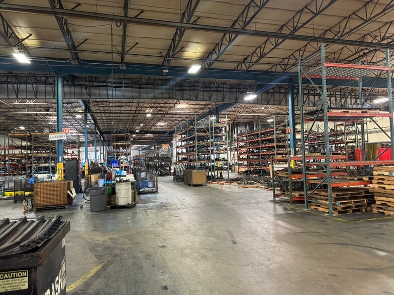 More Photos Of 1459 NW Sundial Rd, Troutdale Warehouse For Lease