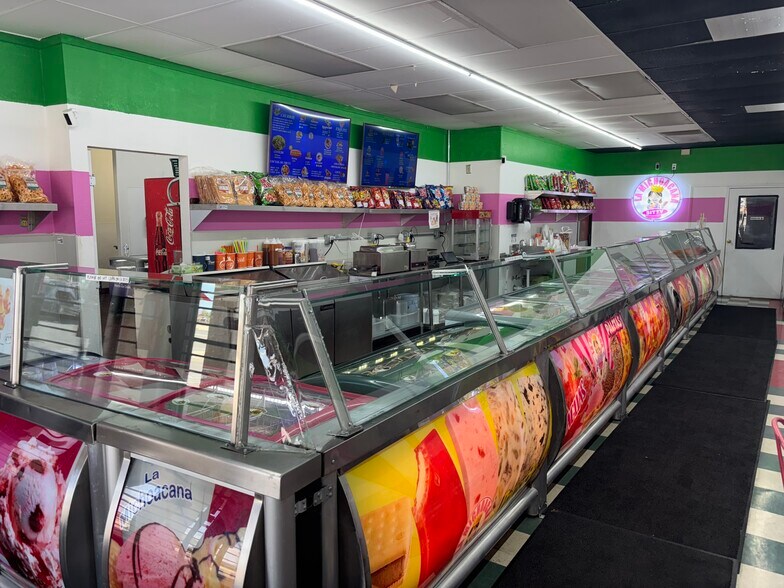 More Photos Of 8056 California City Blvd, California City Restaurant For Sale