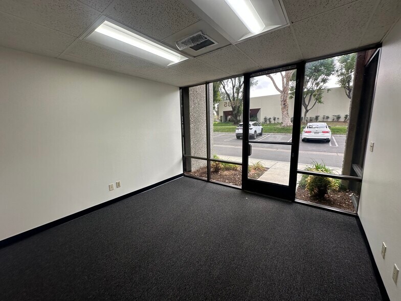 More Photos Of 3343-3349 Chicago Ave, Riverside Unknown For Lease