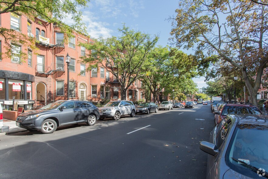 More Photos Of 299 Newbury St, Boston Apartments For Lease