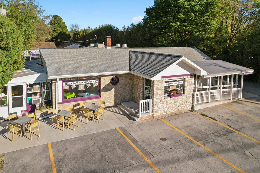 More Photos Of 7918 State Highway 42, Egg Harbor Restaurant For Sale