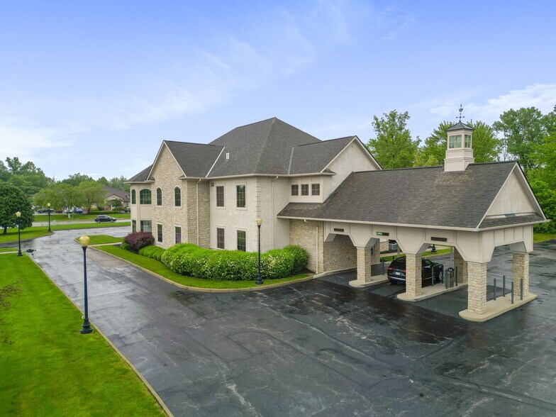 More Photos Of 461 Beecher Rd, Columbus Medical For Sale