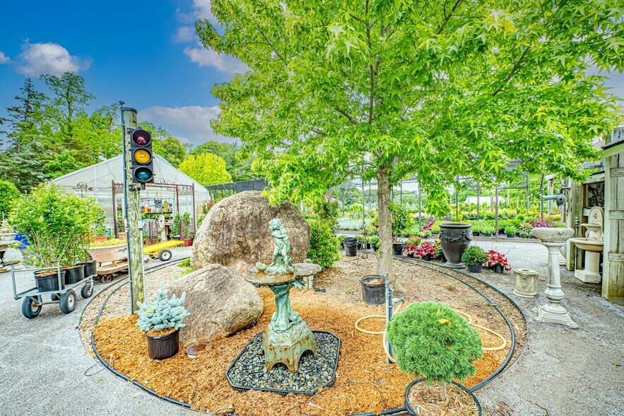 More Photos Of 185 N Country Rd, Mount Sinai Garden Center For Sale