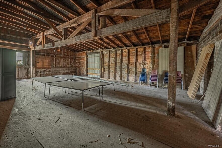 More Photos Of 6115 1st St, Newfane Office For Sale