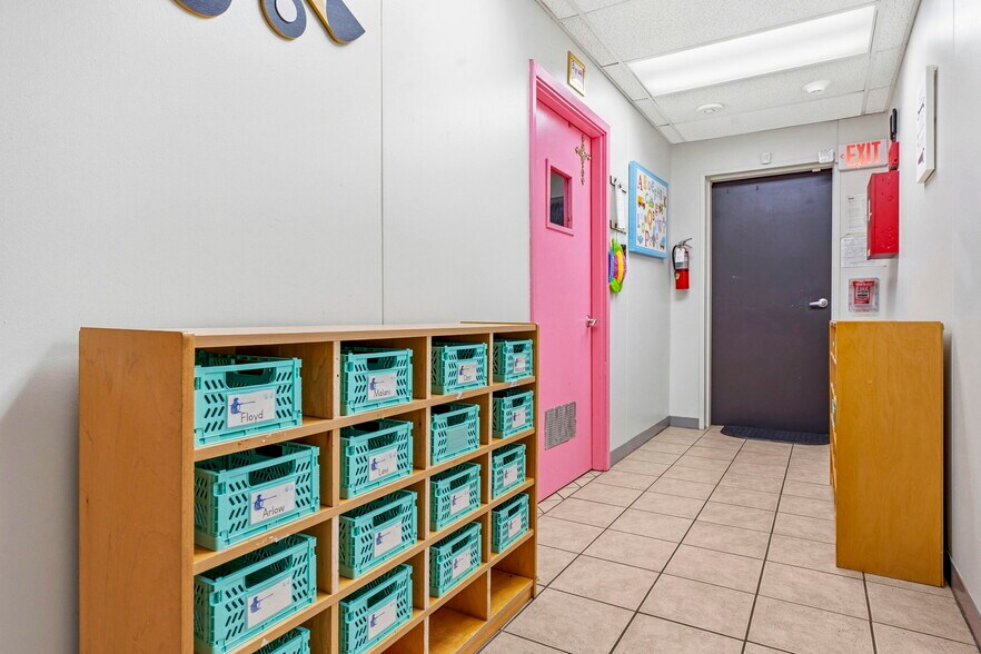 More Photos Of 16737 Sprawling Oaks Dr, Conroe Daycare Center For Sale