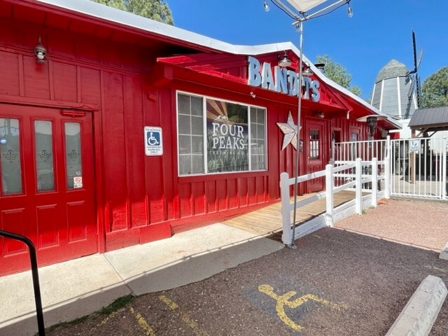 Primary Photo Of 5079 N AZ Highway 87, Strawberry Restaurant For Sale