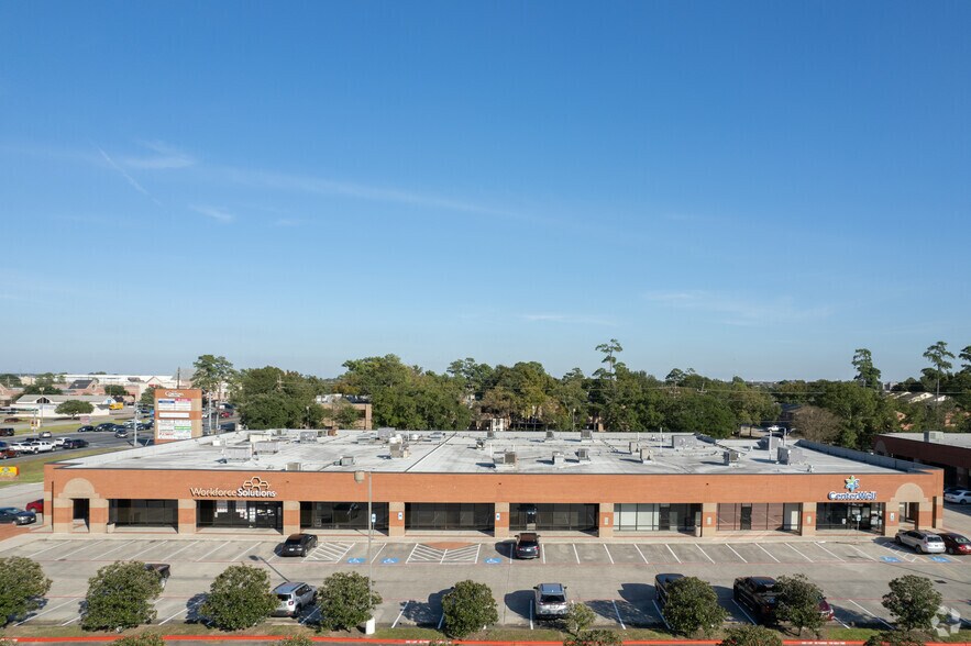 More Photos Of 9550-9701 FM 1960 Humble Bypass Rd W, Humble Unknown For Lease