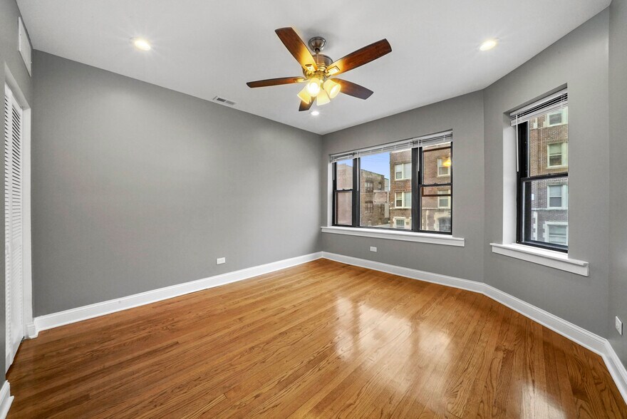 More Photos Of 1619 E 70th St, Chicago Apartments For Sale