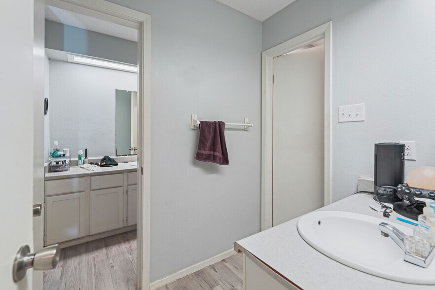 More Photos Of 6201 Wilderock Dr, Corpus Christi Multifamily For Sale