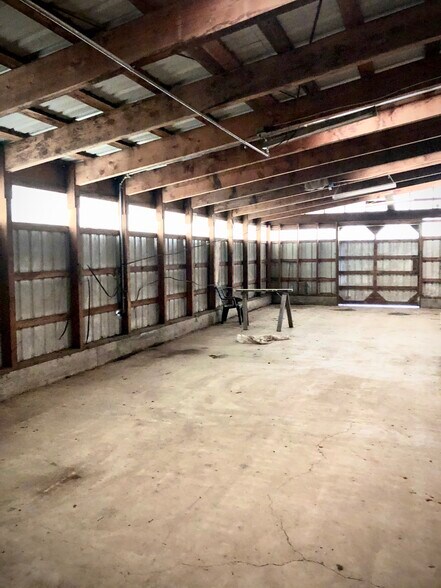 More Photos Of 770 13th St, Warrenton Warehouse For Lease