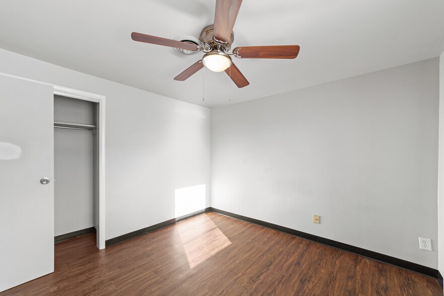 More Photos Of 1105 2nd Ave, Akron Apartments For Sale