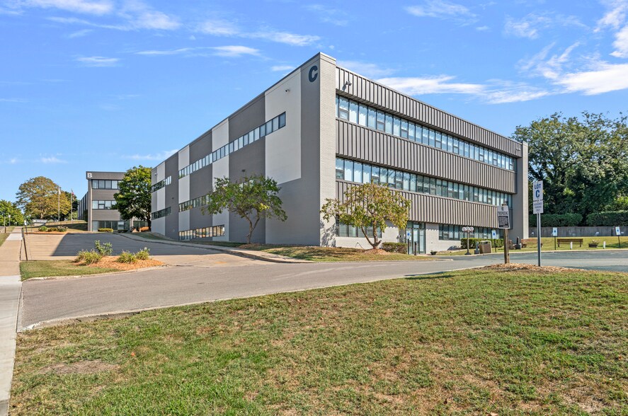 More Photos Of 2200 Churchill Rd, Springfield Office For Sale