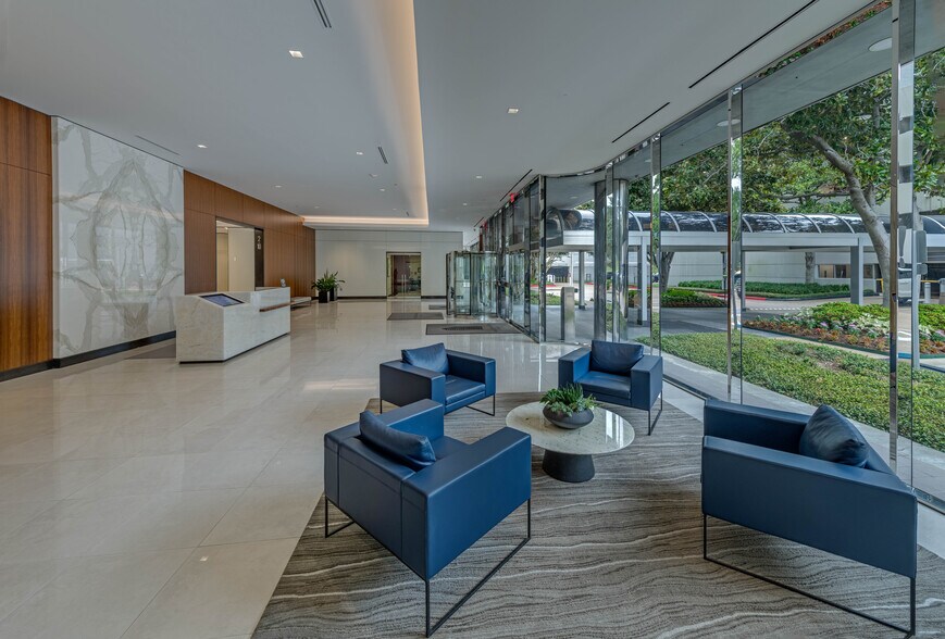 More Photos Of 10375 Richmond Ave, Houston Office For Sale