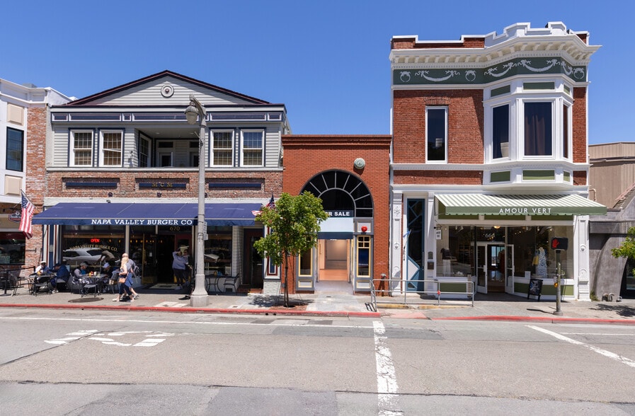 Primary Photo Of 668 Bridgeway, Sausalito Storefront For Sale