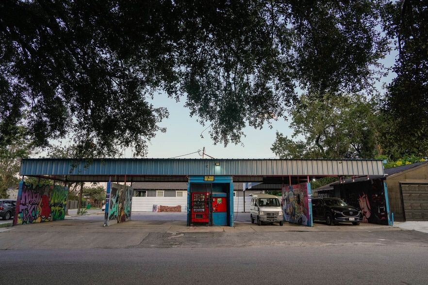 More Photos Of 4400 Canal st, Houston Carwash For Sale