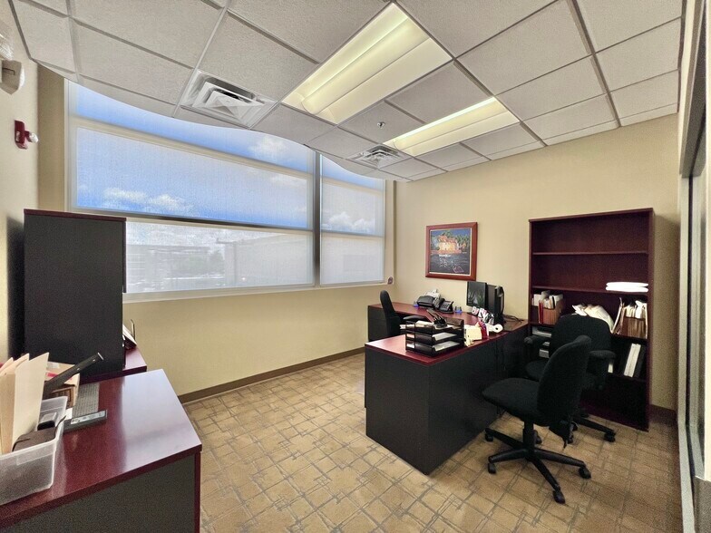More Photos Of 1430 S Dixie Hwy, Coral Gables Office For Sale
