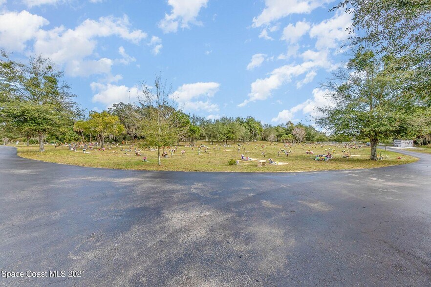 More Photos Of 3751 N Highway 1, Cocoa Cemetery Mausoleum For Sale