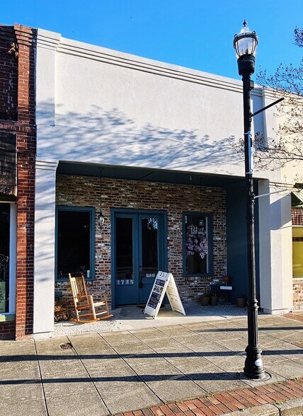Primary Photo Of 2725 Cleveland St, Elloree Restaurant For Sale