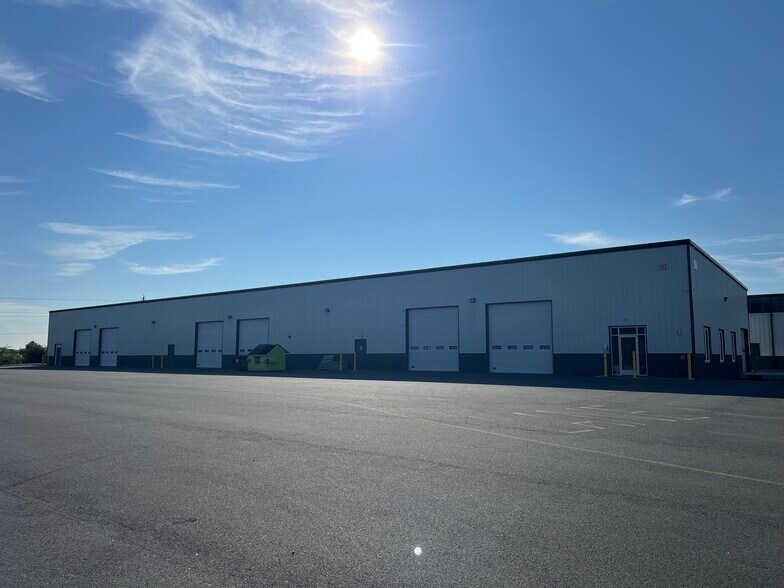 Primary Photo Of 312 Carroll Dr, New Castle Warehouse For Lease