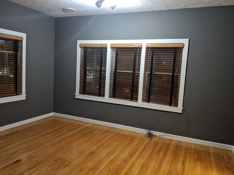 More Photos Of 5010 Dodge St, Omaha Office For Sale