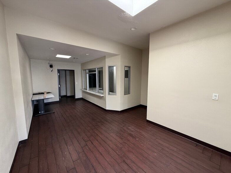 More Photos Of 2301 Coffee Rd, Modesto Medical For Sale