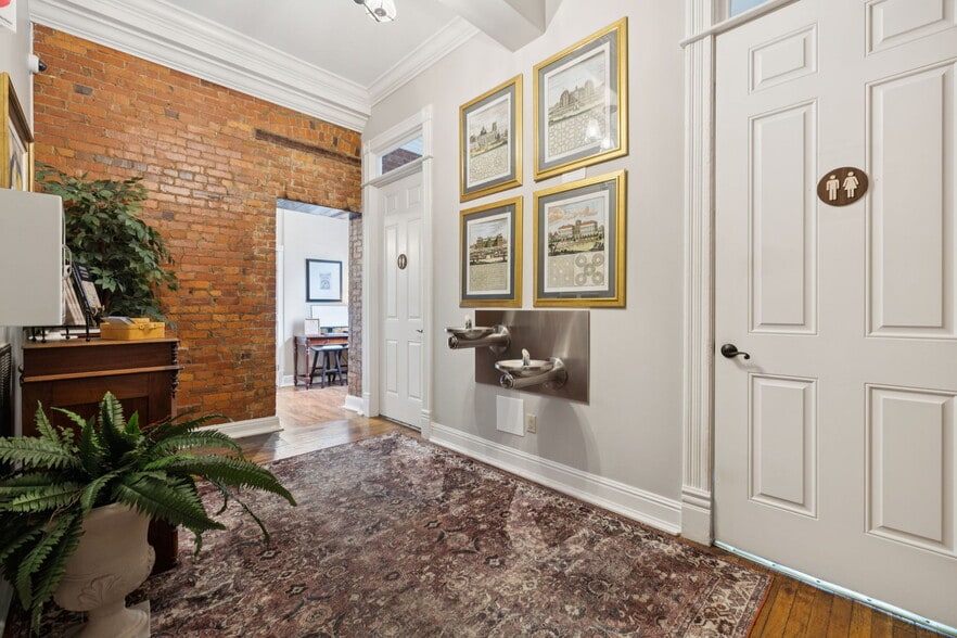 More Photos Of 108 Bridge St, Franklin Storefront For Sale