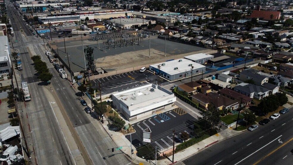 More Photos Of 15228-15230 S Avalon Blvd, Compton Storefront For Sale