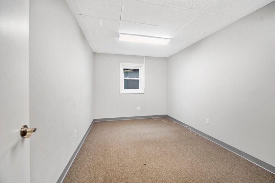 More Photos Of 315 11th Ave N, Jacksonville Beach Medical For Lease