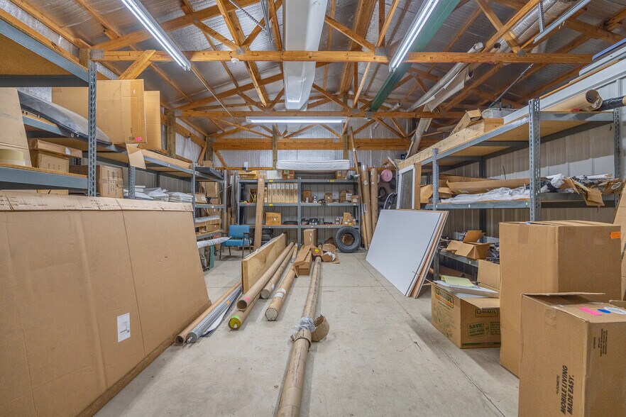 More Photos Of 18256 Campground Rd, Phillipsburg Auto Dealership For Sale