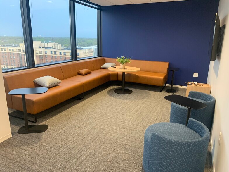 More Photos Of 1550 American Blvd E, Bloomington Office For Lease