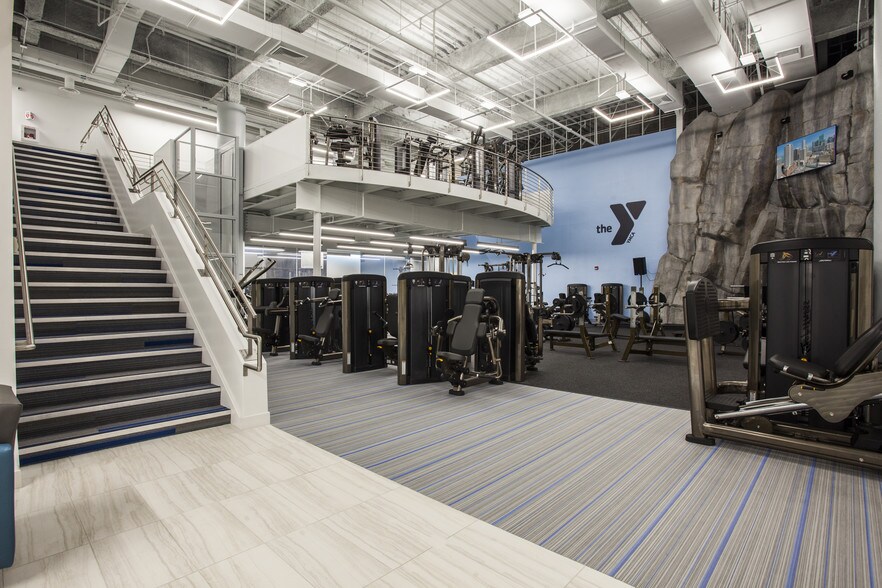 More Photos Of 200 S Biscayne Blvd, Miami Office For Lease