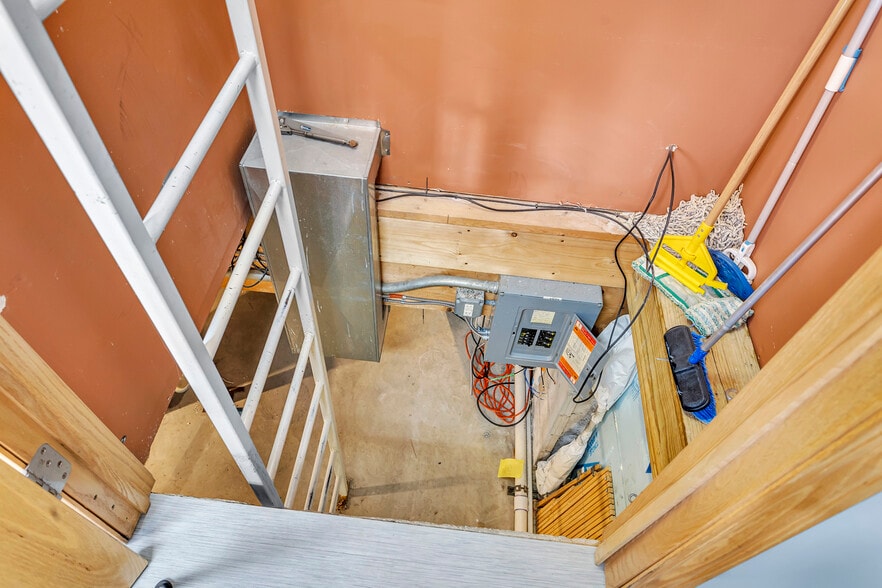 More Photos Of 113 S East Ave, Jackson Medical For Lease