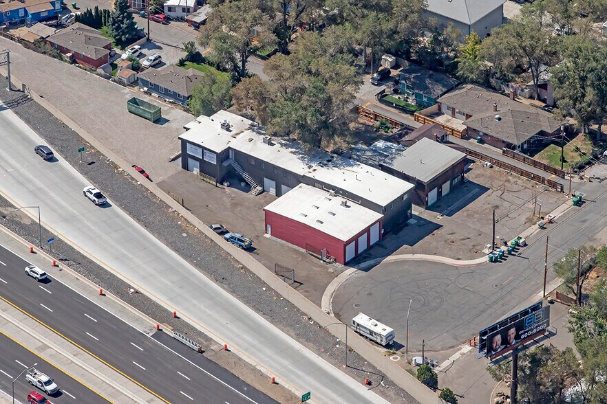 More Photos Of 890 Gentry Way, Reno Auto Repair For Sale