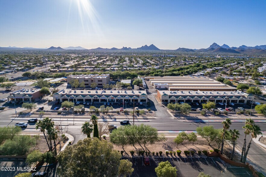 More Photos Of 5650 S 12th Ave, Tucson Unknown For Lease