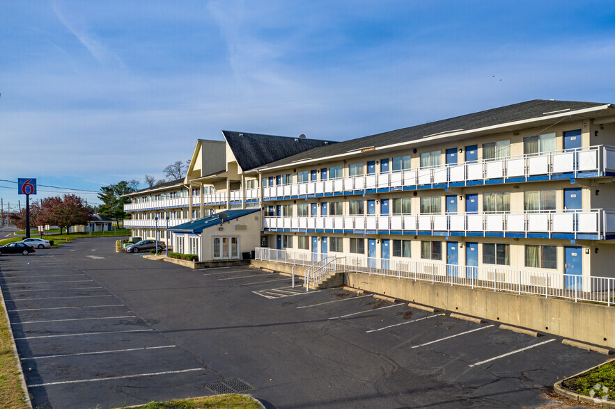 Primary Photo Of 801 Crescent Blvd, Brooklawn Hotel For Sale