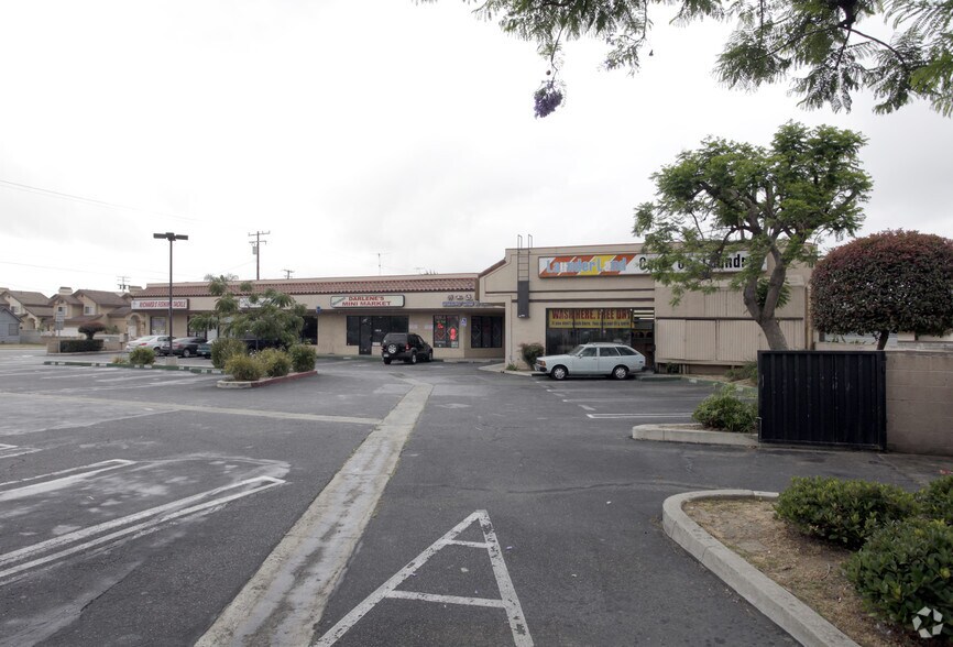 More Photos Of 3365 Walnut Grove Ave, Rosemead General Retail For Lease