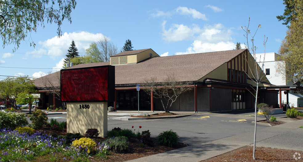 Primary Photo Of 1450 High St, Eugene Bank For Sale